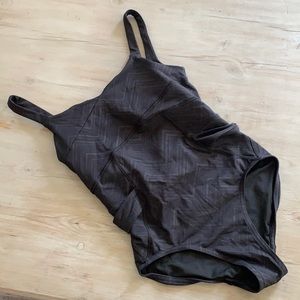 Ivivva black leotard